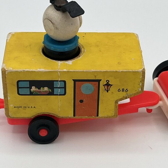 Vintage 1968 Fisher Price Little People Wood Camper 686 Car Wooden Boy & Dog - Picture 7 of 16
